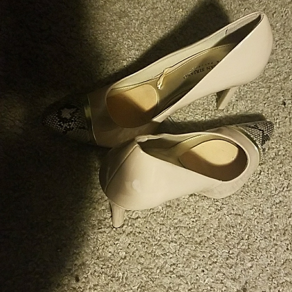High Heels - Picture 5 of 6